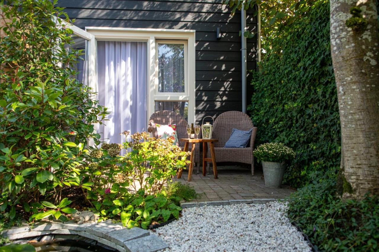 B&B Joli Met Prive Wellness Wemeldinge Eksteriør billede