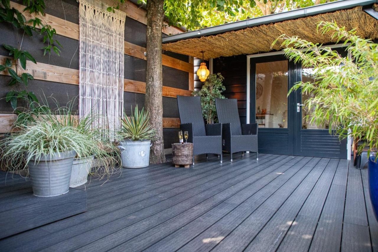 B&B Joli Met Prive Wellness Wemeldinge Eksteriør billede