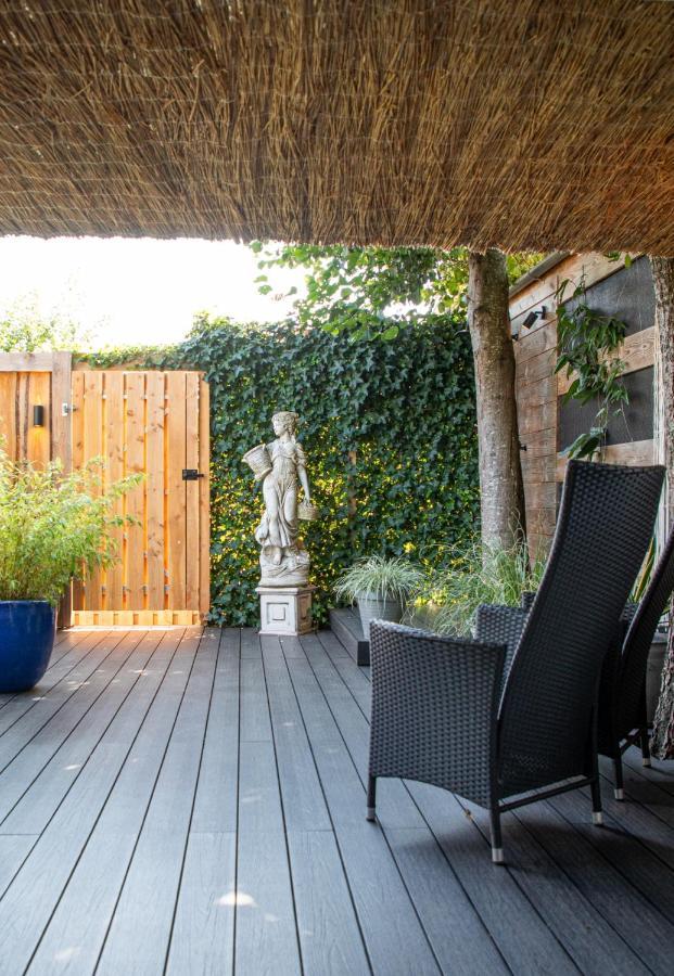 B&B Joli Met Prive Wellness Wemeldinge Eksteriør billede